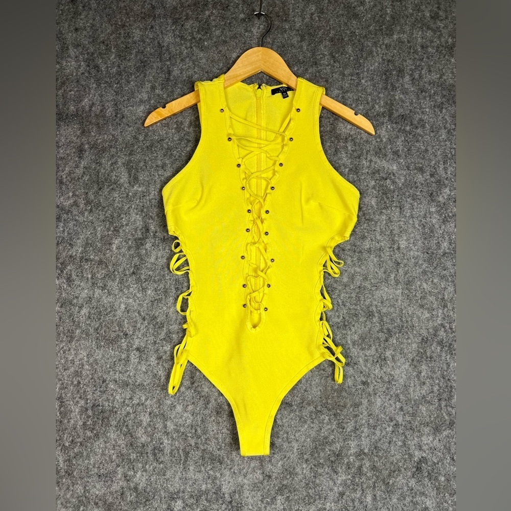 WOW couture Neon Yellow Bodysuit Size Medium